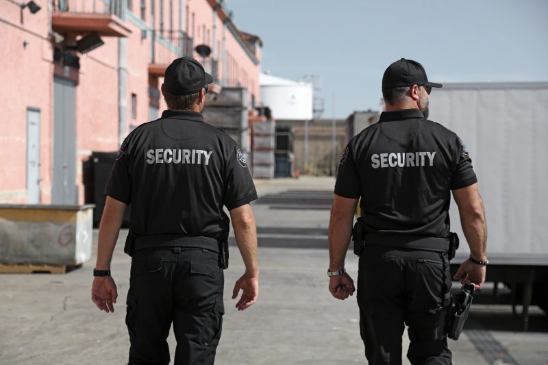 How Executive Protection Services Mitigate High-Level Security Risks